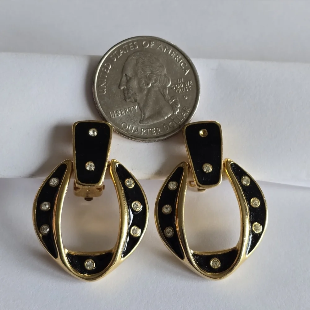 Vintage earrings black enamel hanging loop circle clip on gold tone hoop